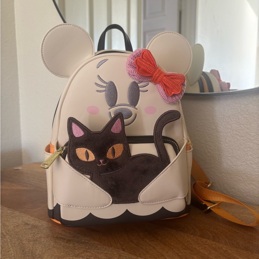NWT Halloween Ghost Loungefly Backpack